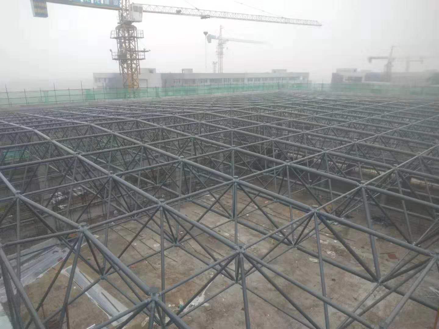 ���̰���